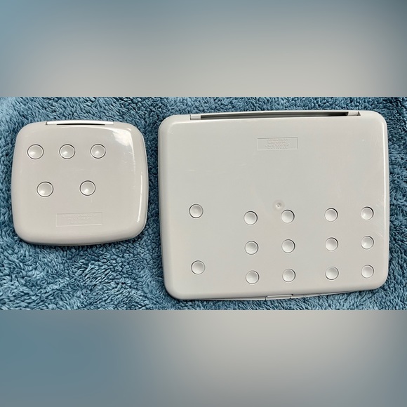 GUC Mary Kay Signature Refillable Compact Set (1 large FILLED & 1 medium EMPTY) - Picture 4 of 11